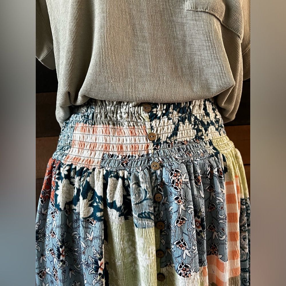 Cato est 1946 Plaid Floral Patchwork Style Faux Button Down Skirt Elastic Waist - Picture 2 of 7